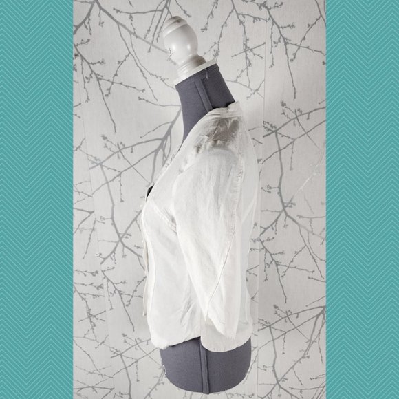 Ou Empereur Ou Rien White Button Front Cropped Blouse - Picture 2 of 4